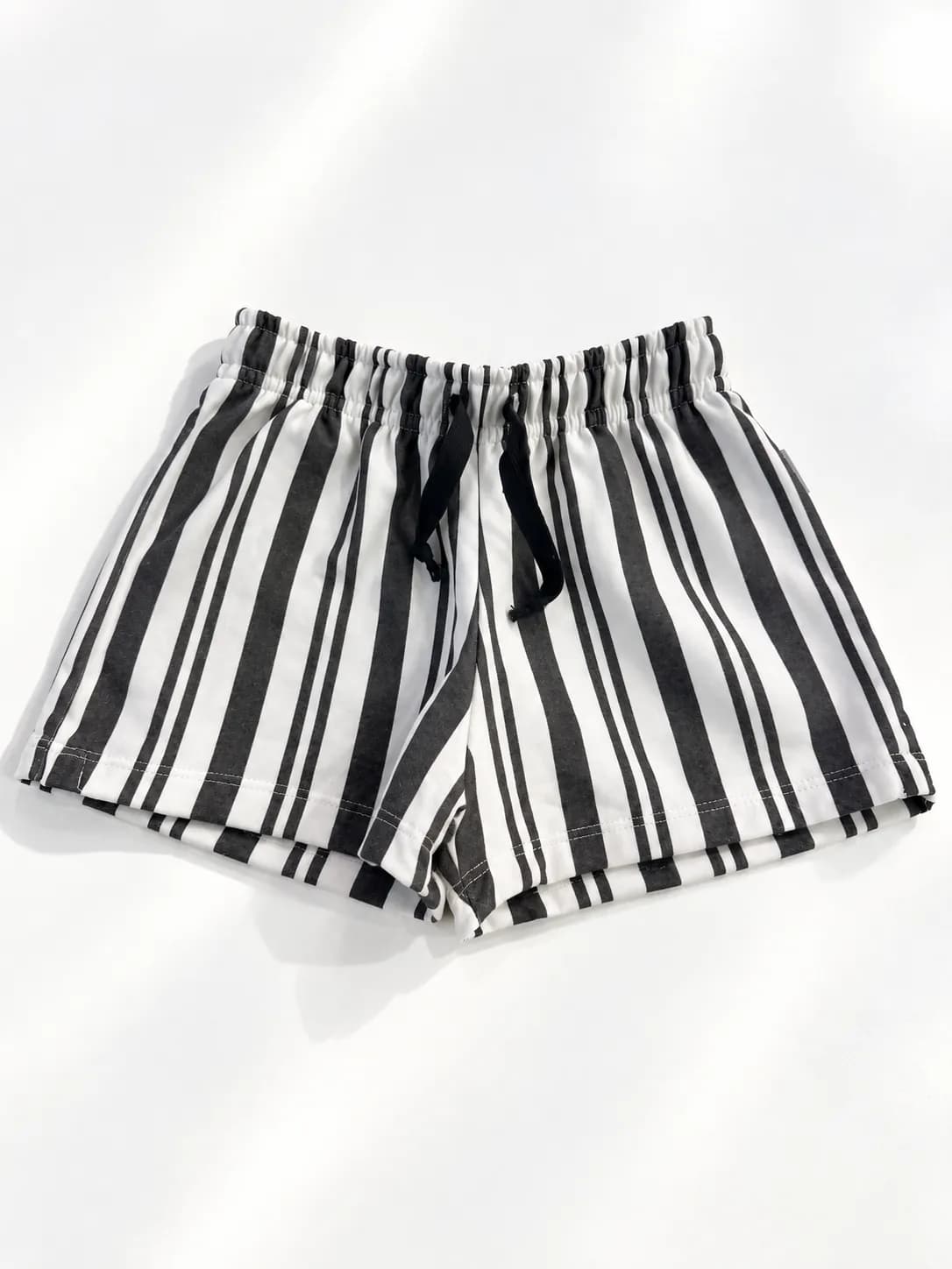 SHORT NIÑA RAYAS